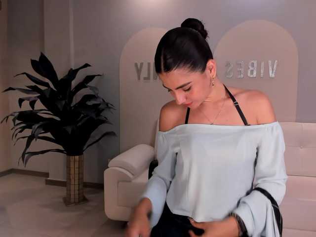 LillySolem's BongaCams show and profile