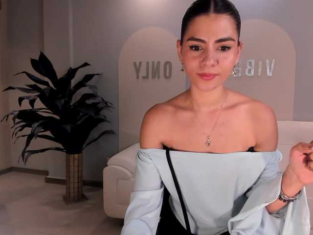 LillySolem's BongaCams show and profile