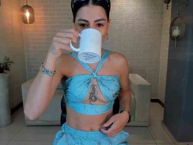 LillySolem Live Webcam on BongaCams