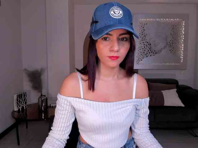 LillySolem Live Webcam on BongaCams