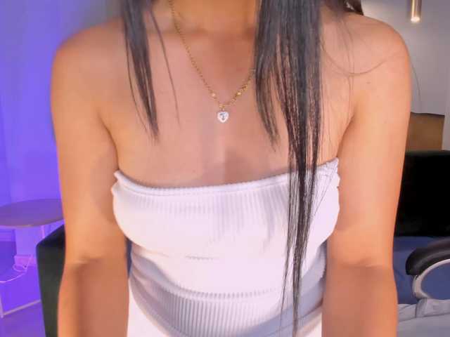 AriaSmid's BongaCams show and profile