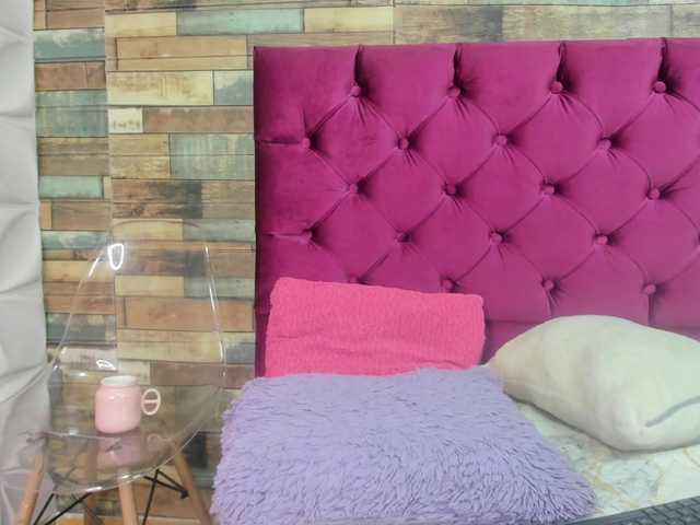 LITTLE-NESSA's BongaCams show and profile