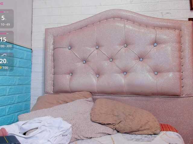 LITTLE-NESSA's BongaCams show and profile