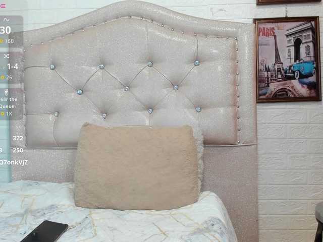 LITTLE-NESSA's BongaCams show and profile