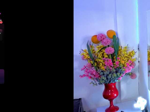 LittleSky's BongaCams show and profile