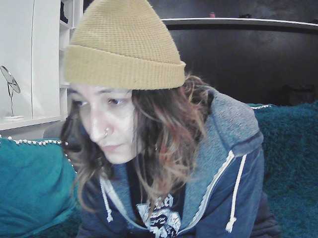 Sapphirevelvet's BongaCams show and profile