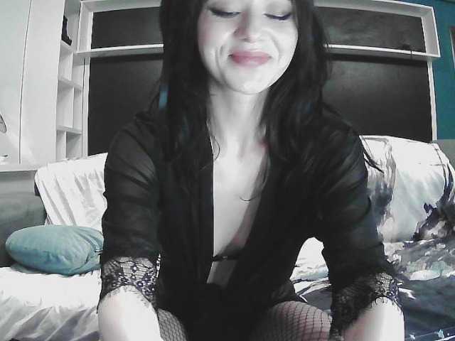 Sapphirevelvet's BongaCams show and profile