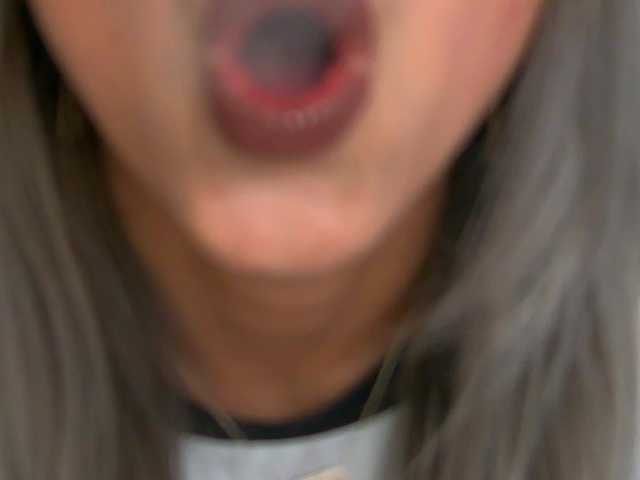 RoxyJoyfull's BongaCams show and profile