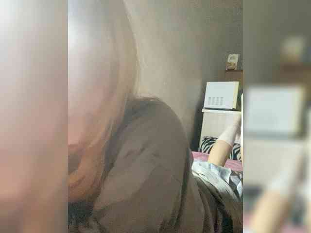 kris06 Live Webcam on BongaCams