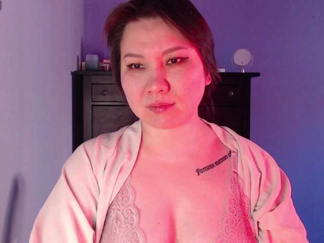 Albina-SeXXXova's BongaCams show and profile