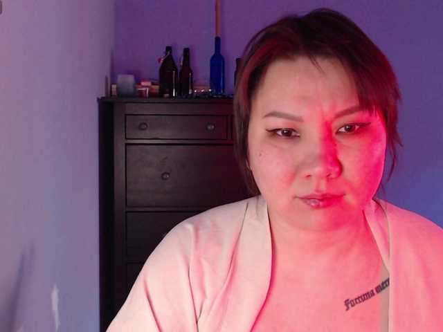 Albina-SeXXXova's BongaCams show and profile