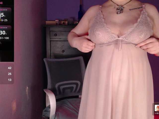 Albina-SeXXXova's BongaCams show and profile