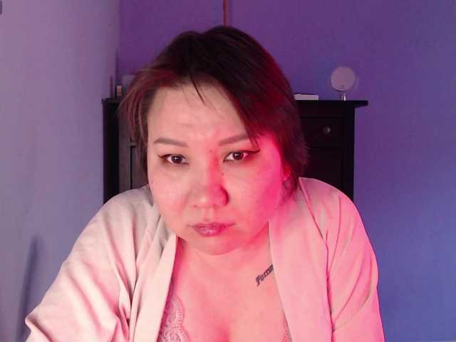 Albina-SeXXXova's BongaCams show and profile