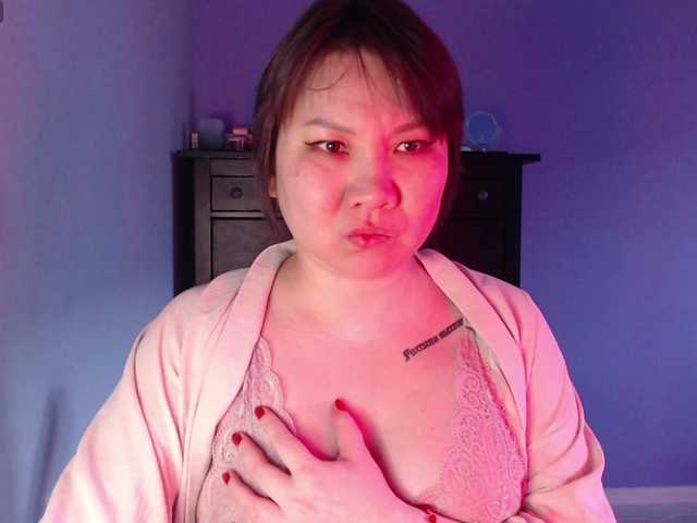 Albina-SeXXXova's BongaCams show and profile