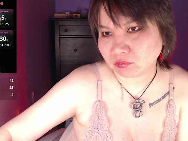 Albina-SeXXXova webcam