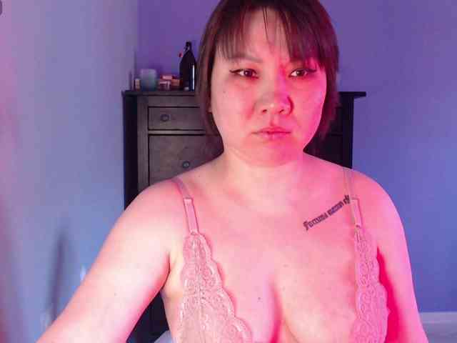 Albina-SeXXXova webcam