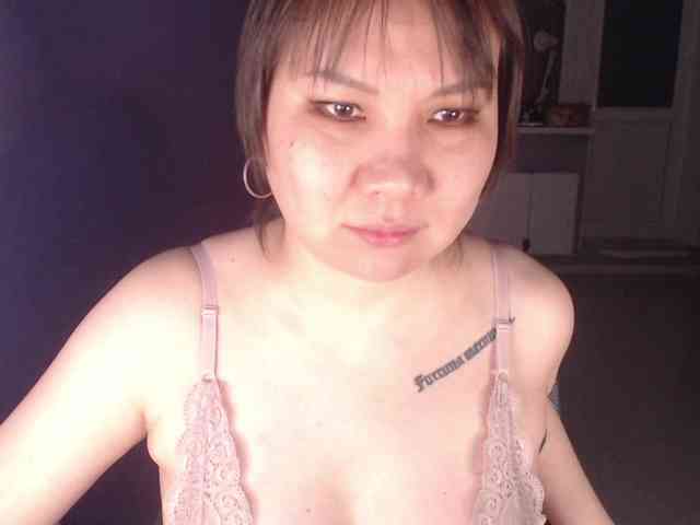 Albina-SeXXXova webcam