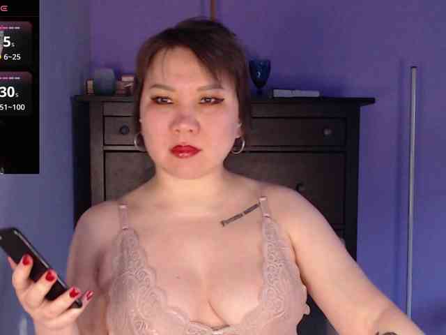 Albina-SeXXXova webcam