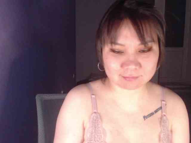 Albina-SeXXXova webcam