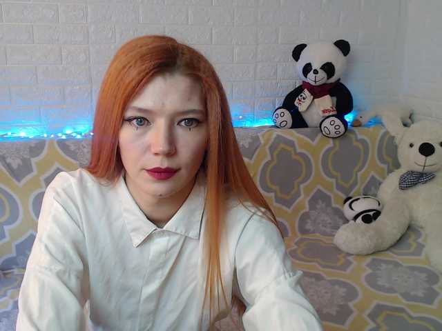 Astarta's BongaCams show and profile