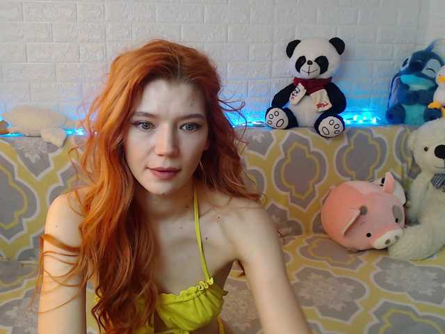 Astarta's BongaCams show and profile