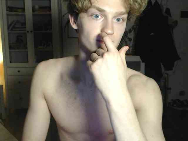 DanielYumm Live Webcam on BongaCams