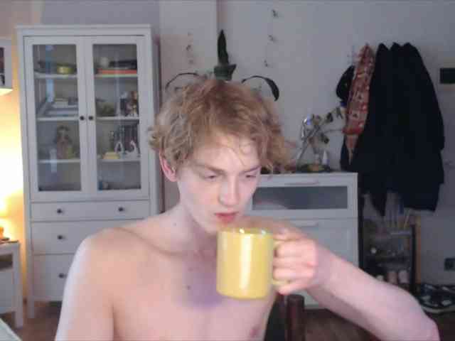 DanielYumm Live Webcam on BongaCams