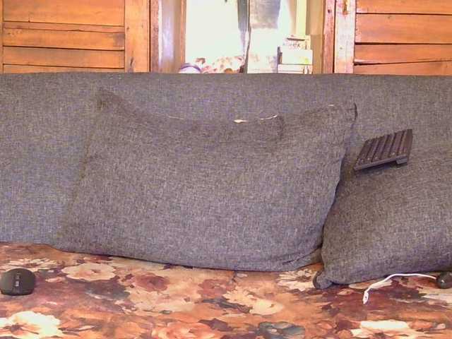 ChillyAngels's BongaCams show and profile