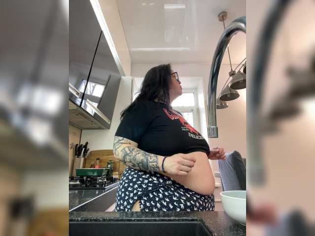 KatyushaBelly's BongaCams show and profile