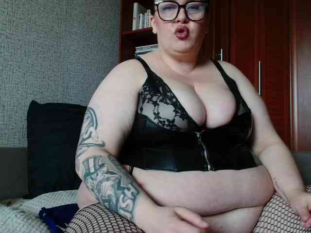 KatyushaBelly webcam