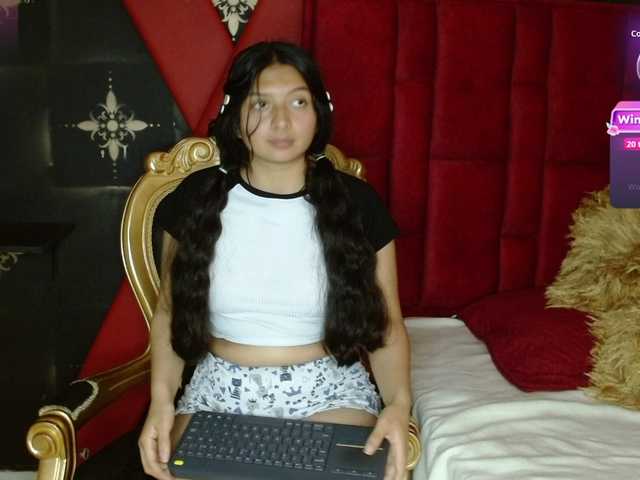 Alana-Paris's BongaCams show and profile