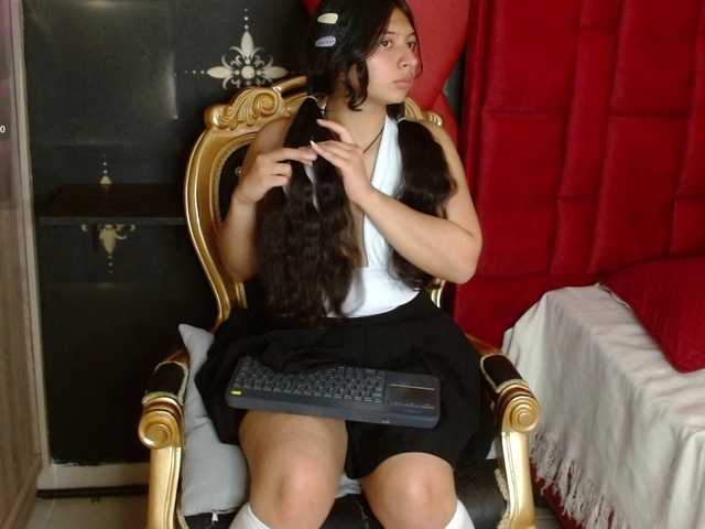 Alana-Paris's BongaCams show and profile