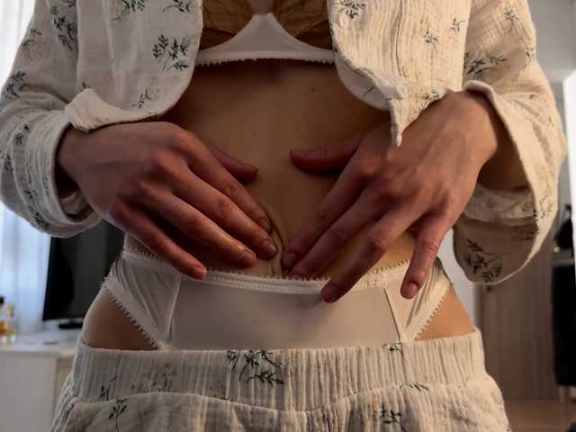 LauraMondella webcam