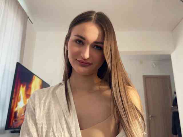 LauraMondella webcam