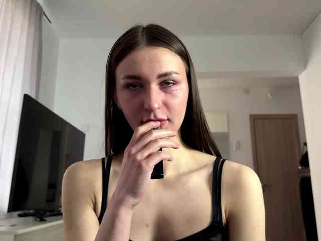LauraMondella webcam