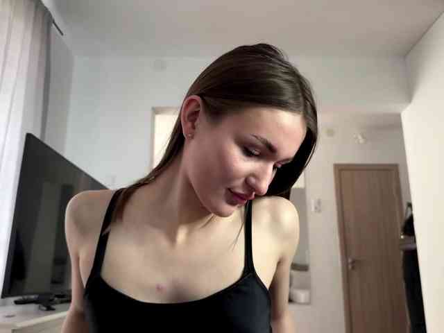 LauraMondella webcam