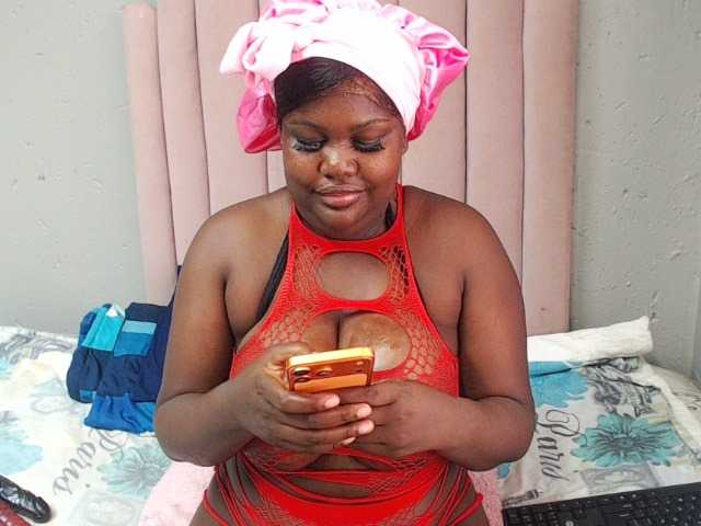 Chocolatemelons01's BongaCams show and profile