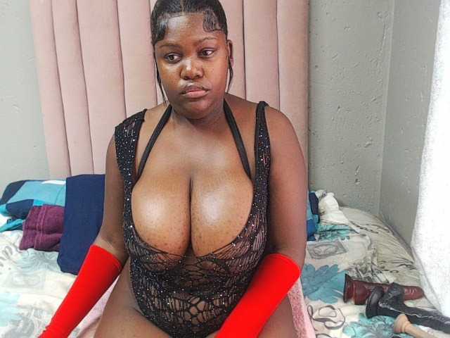 Chocolatemelons01's BongaCams show and profile