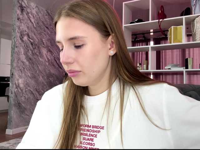 VerlineBilotto's BongaCams show and profile