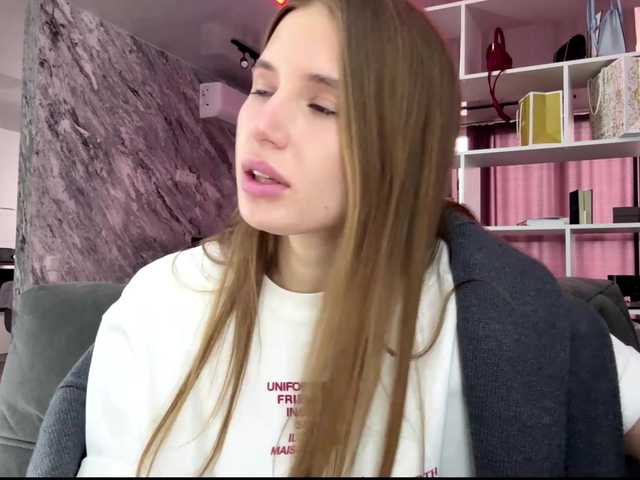 VerlineBilotto's BongaCams show and profile