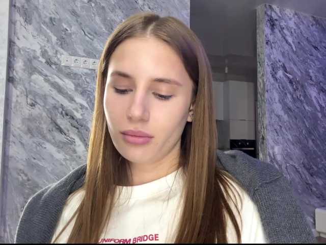 VerlineBilotto's BongaCams show and profile