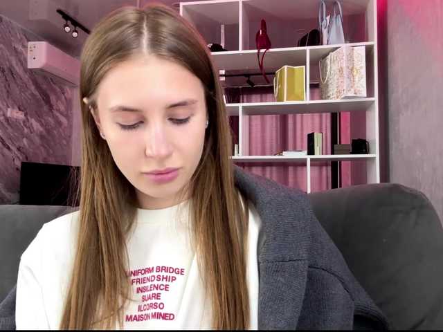 VerlineBilotto's BongaCams show and profile