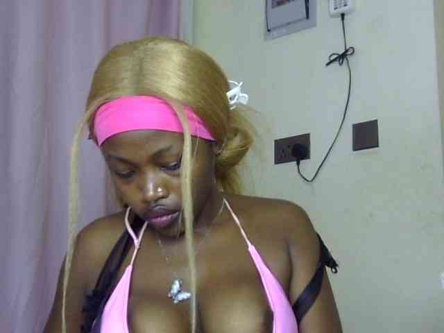 Nastybaddie Live Webcam on BongaCams