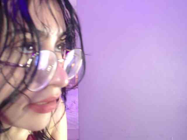 EstherValliere Live Webcam on BongaCams