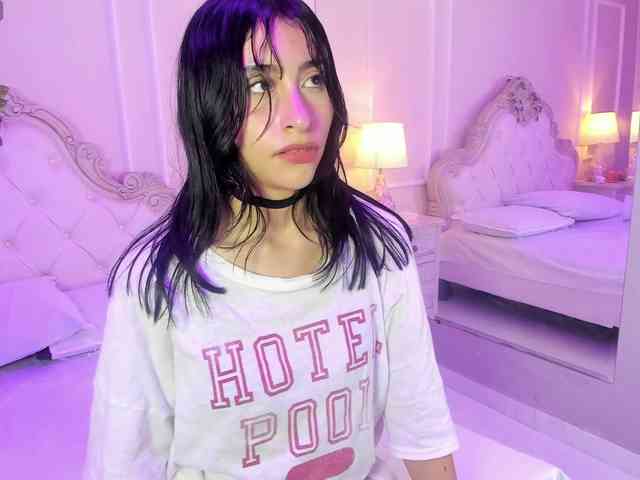 EstherValliere webcam