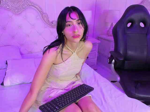 EstherValliere webcam