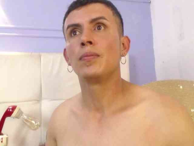 Amenhotepp Live Webcam on BongaCams