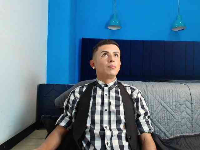 Amenhotepp Live Webcam on BongaCams