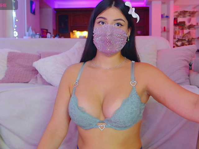 Sabenna's BongaCams show and profile