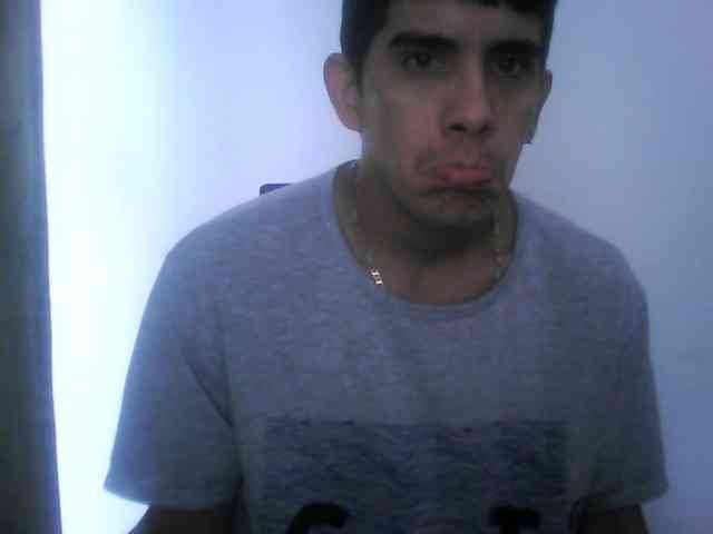 adrian-fire Live Webcam on BongaCams